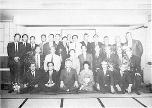 昭和46年度 やそみ会報 003 総会集合写真.jpg