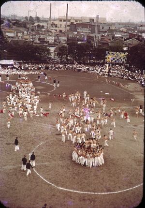 19561007 運動会 棒倒し 02s.jpg